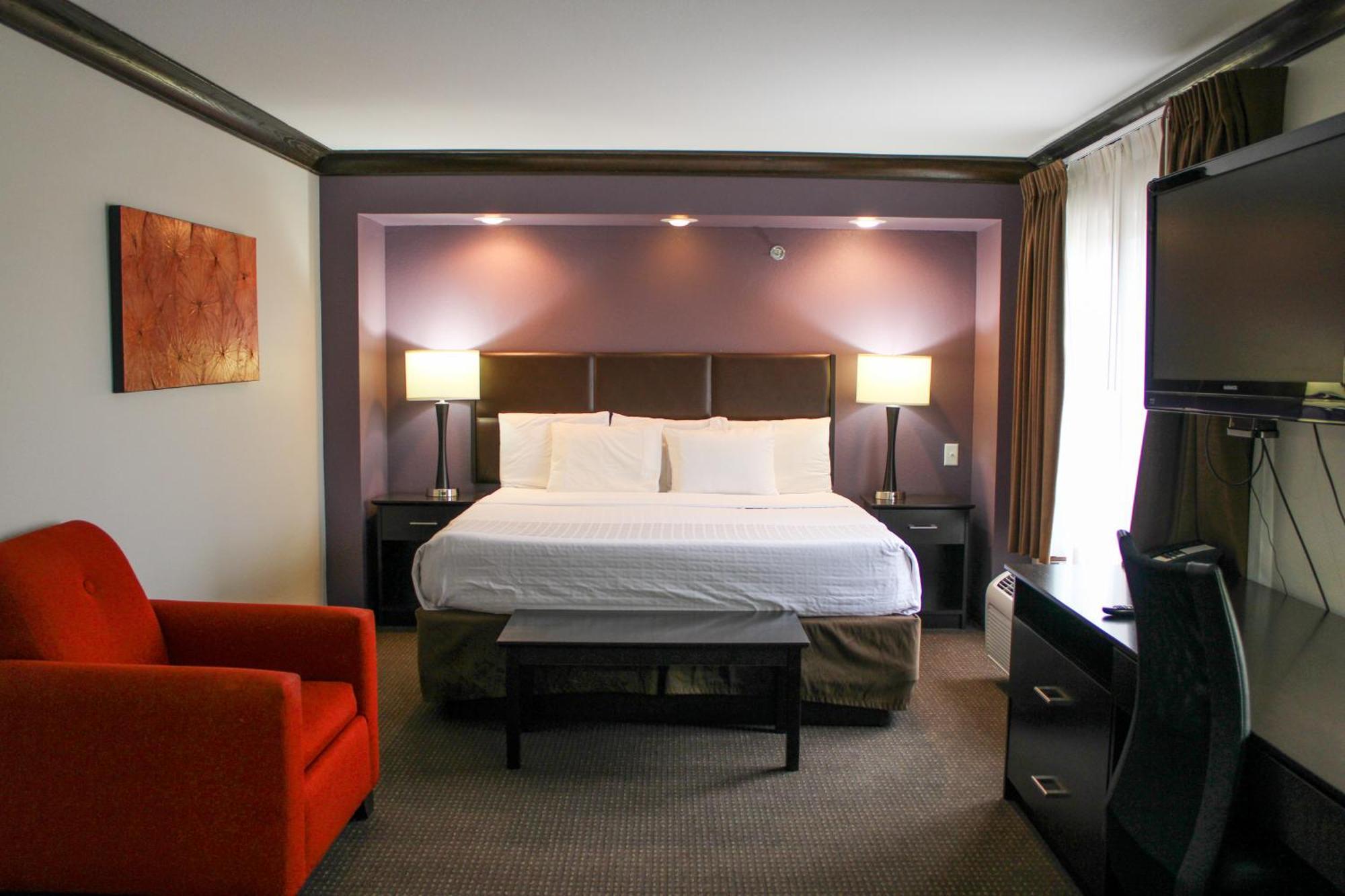 Parkwood Inn & Suites Манхэттен Экстерьер фото
